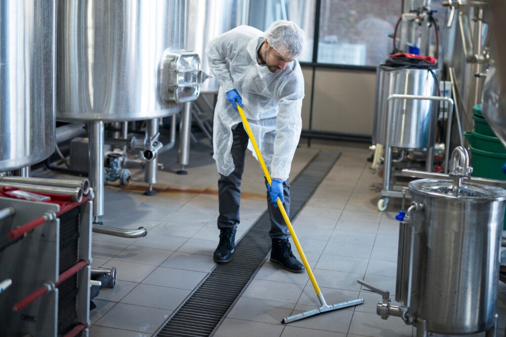 How Industrial Cleaning Prepares Omaha Facilities for Winter